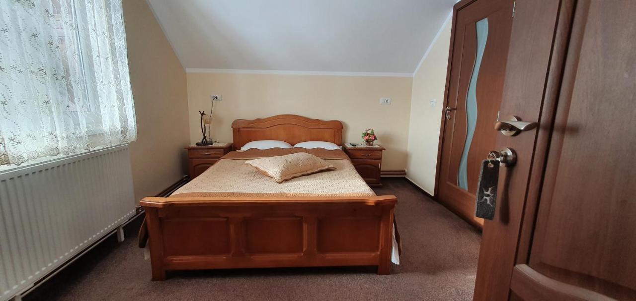 Casa De Vacanta Silvia Mînăstirea Humorului Exteriör bild