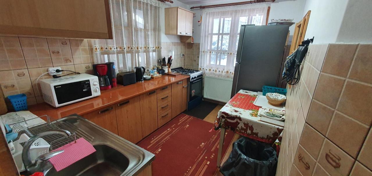 Casa De Vacanta Silvia Mînăstirea Humorului Exteriör bild