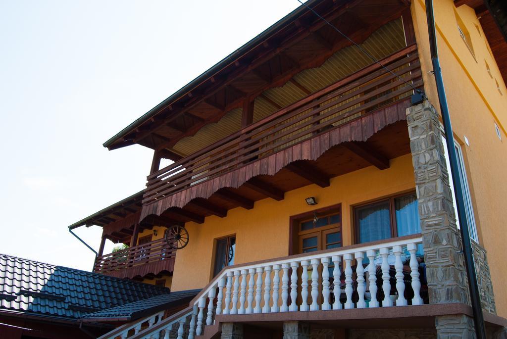 Casa De Vacanta Silvia Mînăstirea Humorului Exteriör bild