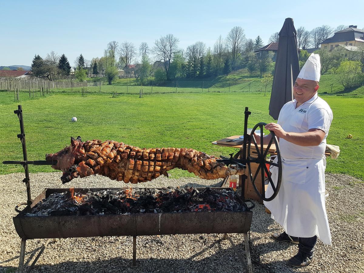 Casa De Vacanta Silvia Mînăstirea Humorului Exteriör bild