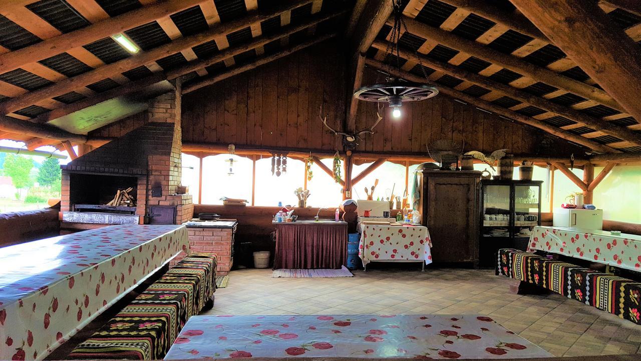 Casa De Vacanta Silvia Mînăstirea Humorului Exteriör bild