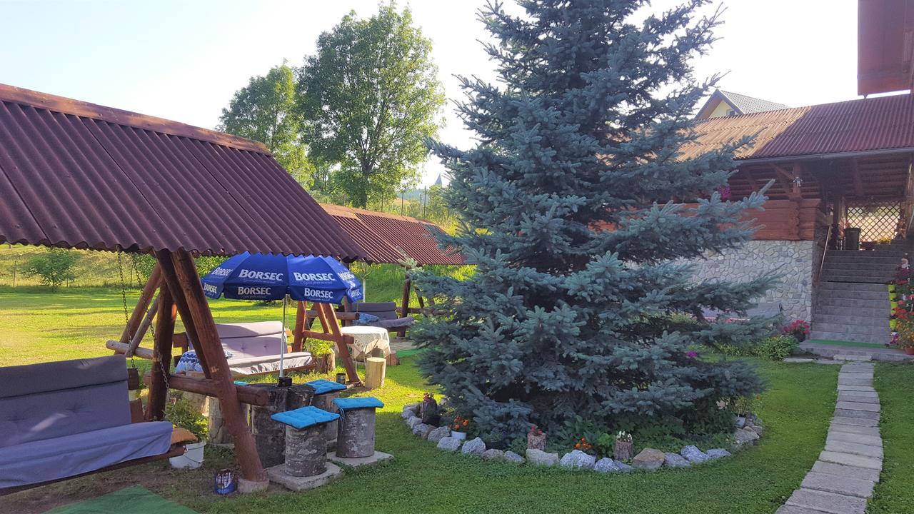 Casa De Vacanta Silvia Mînăstirea Humorului Exteriör bild