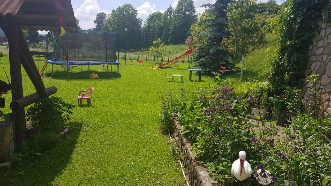 Casa De Vacanta Silvia Mînăstirea Humorului Exteriör bild